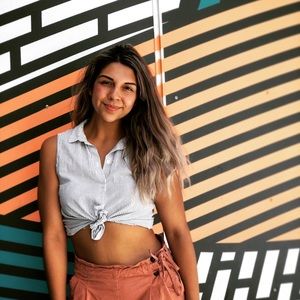 Meet your Posher, Ddaniela